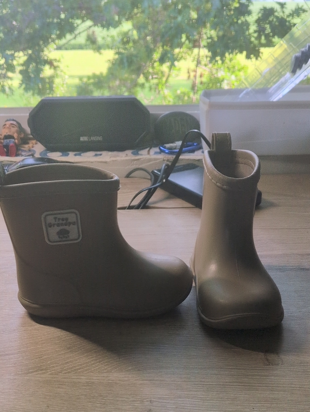 Children's Tan Waterproof Rain Boots - Classic Pull-On Style